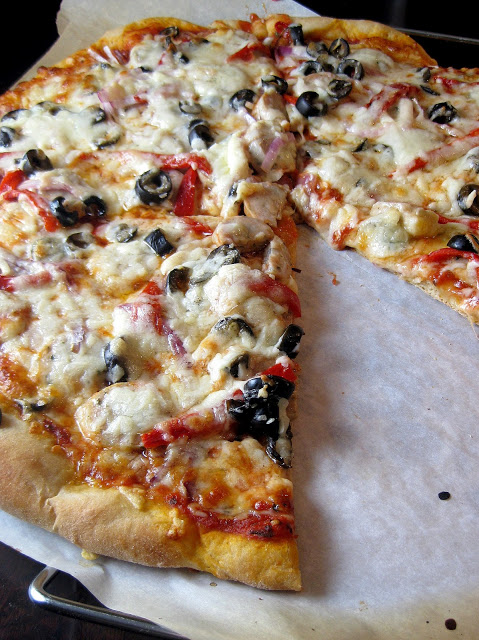 Pizza with Chicken Sausage and Black Olives