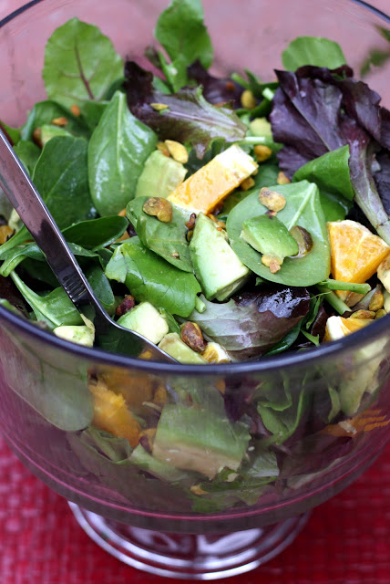 Spinach Salad with Oranges, Avocado, and Pistachios